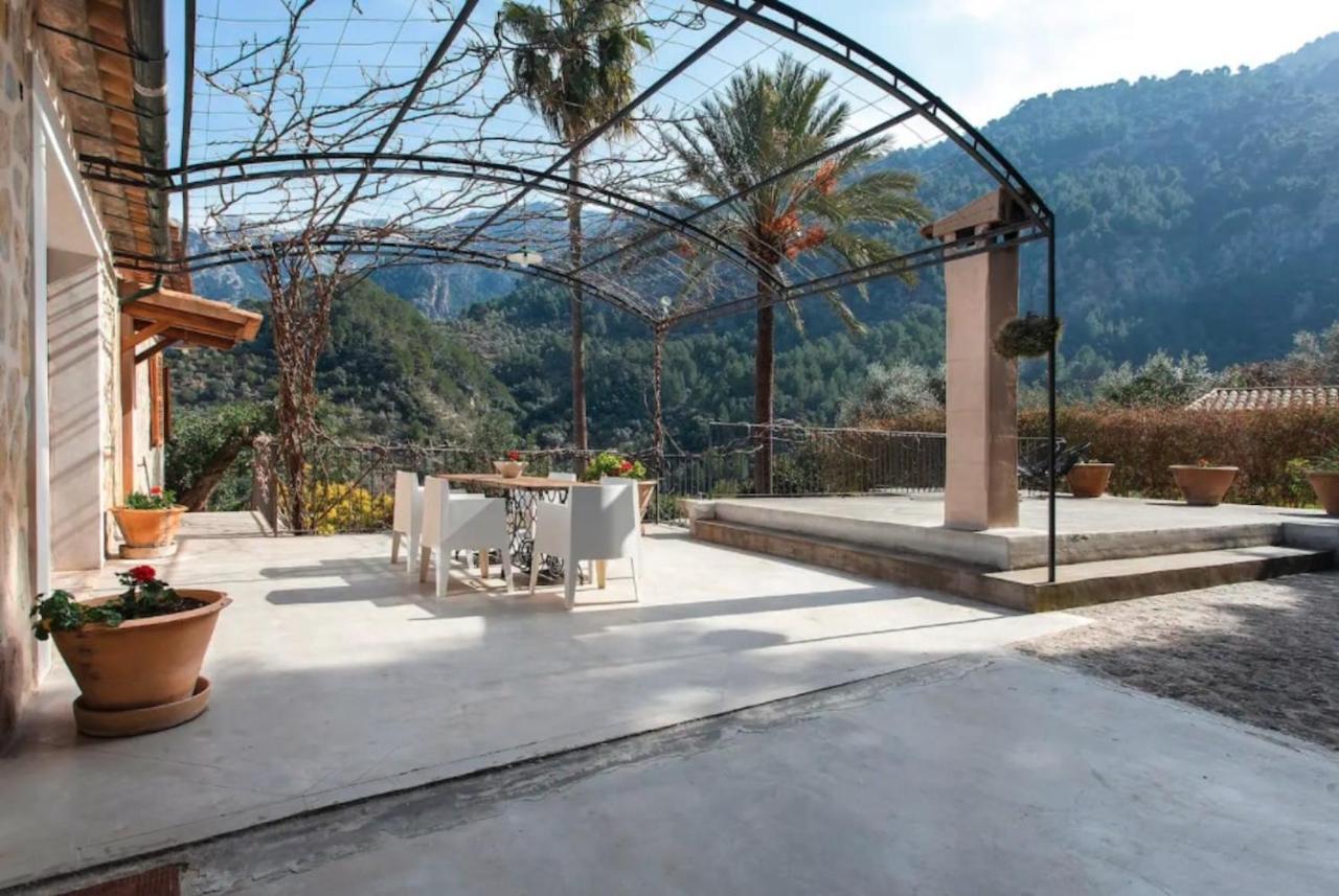 Can Gari Soller Luaran gambar